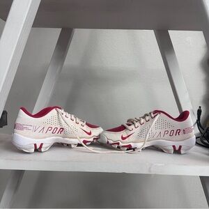 Nike boys Vapor White and Red baseball cleats